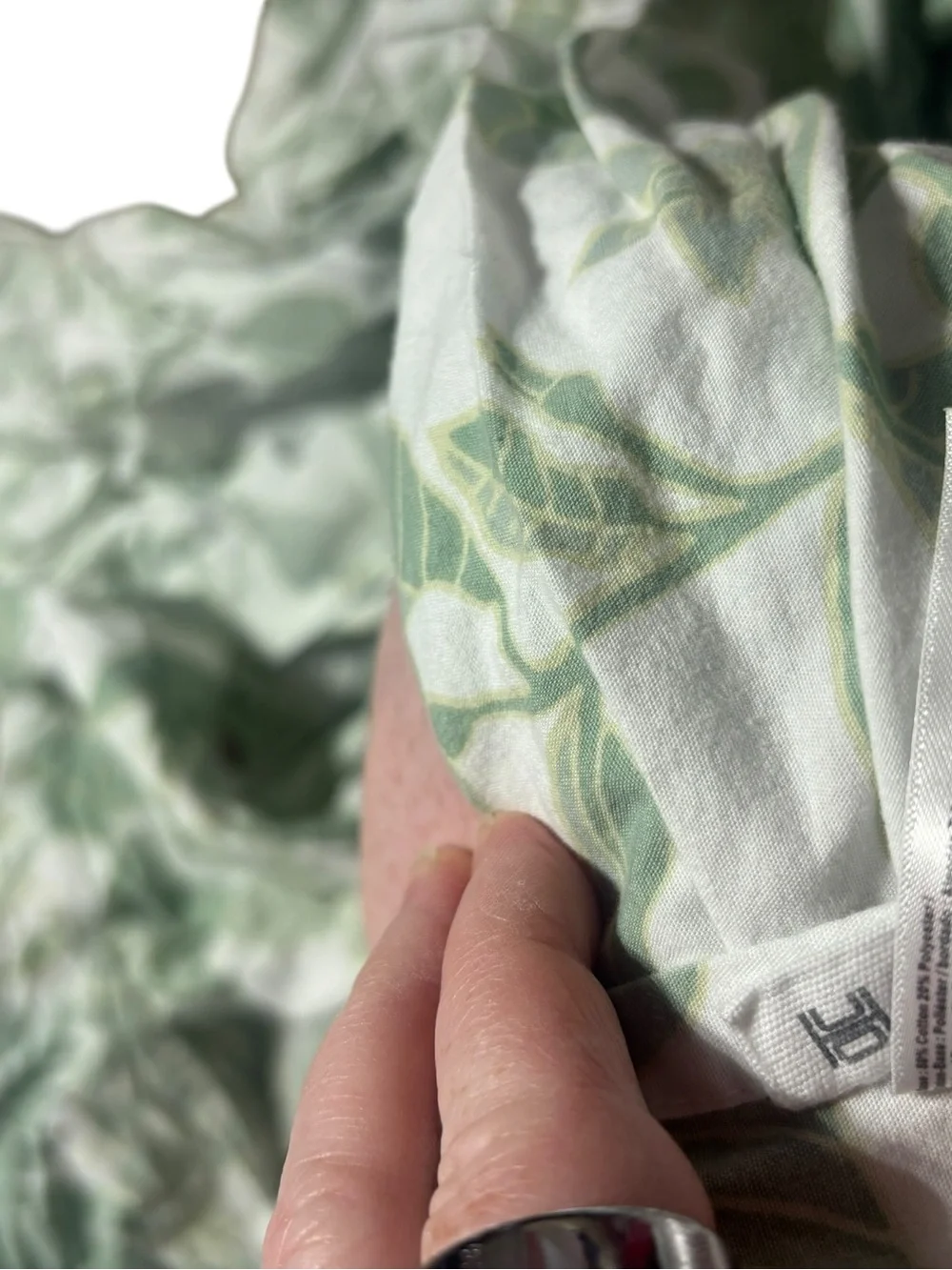 Urban outfitters home queen sheet set plants leafy print